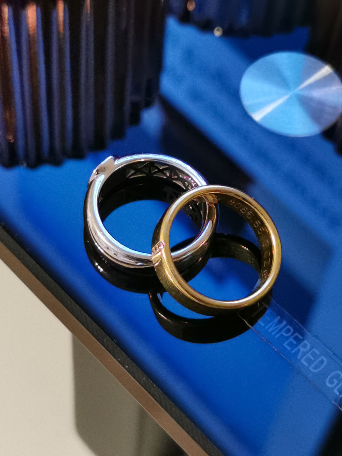 Sterling Silver vs Stainless Steel: Which Everyday Metal Holds Up